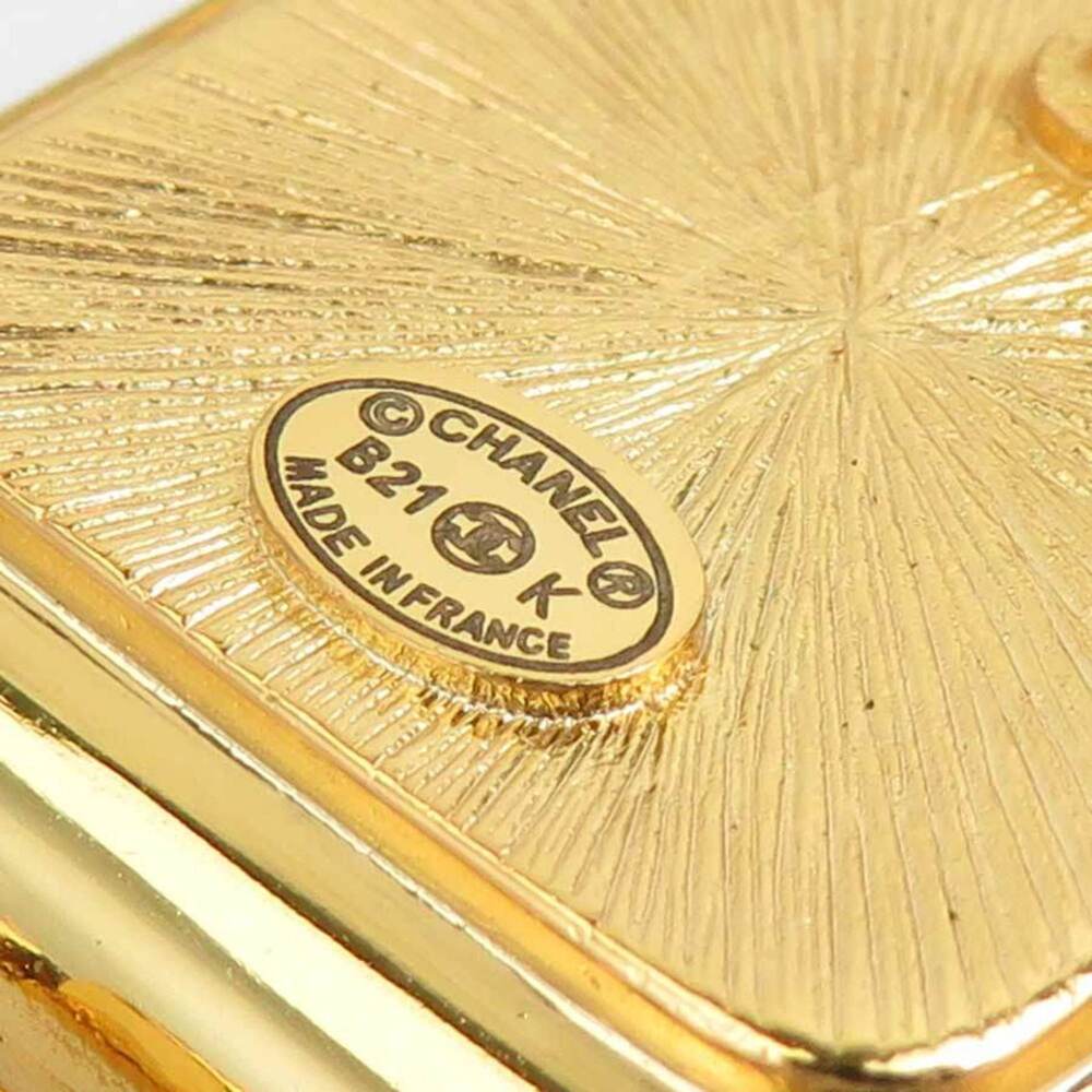 CHANEL Authentic White Pearl Earrings - Picture 11 of 11